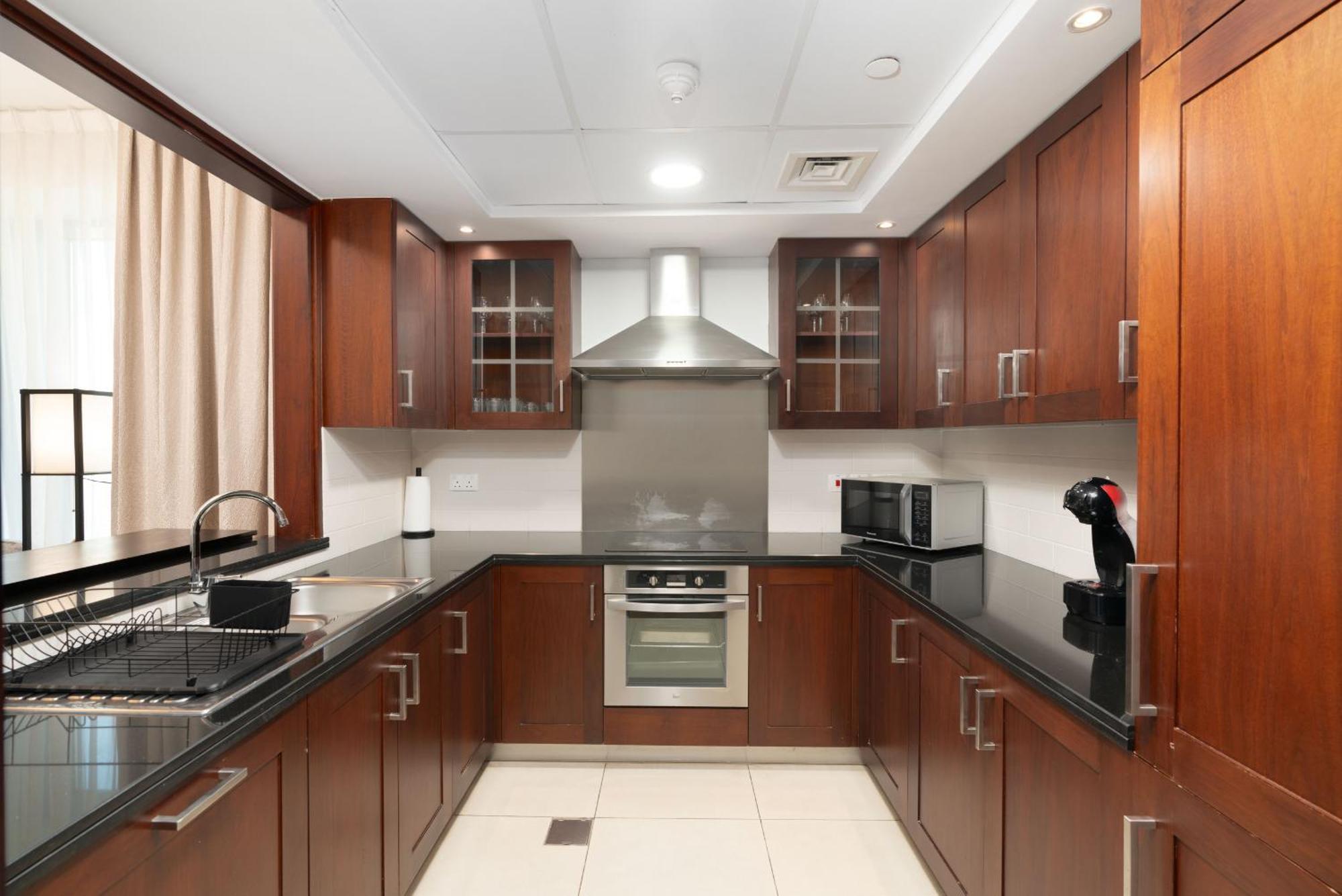 Luxury 2Br Downtown Apt With Burj Khalifa Views Дубай Екстериор снимка